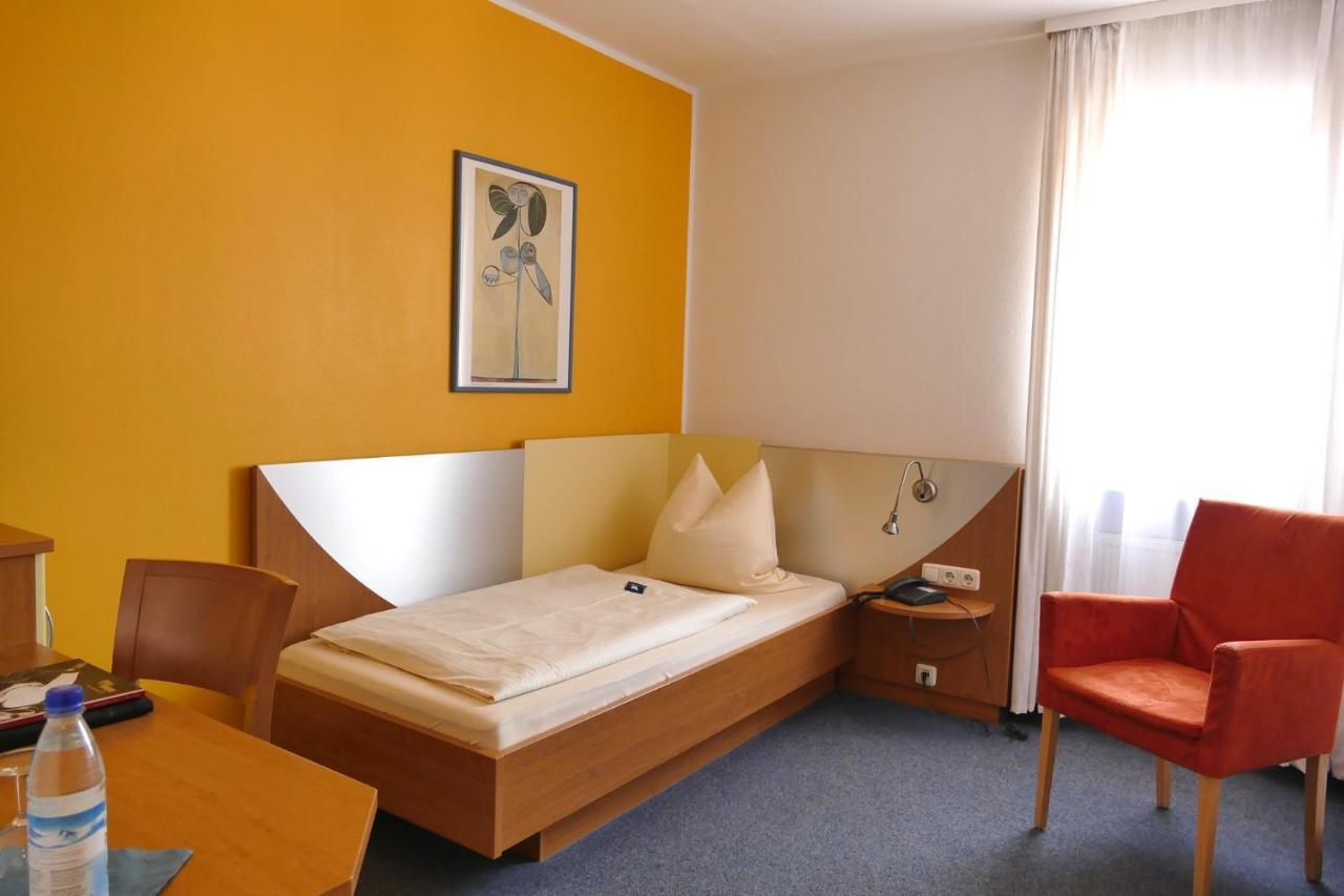 Hasi'S Hotel Grafing bei Muenchen Bagian luar foto