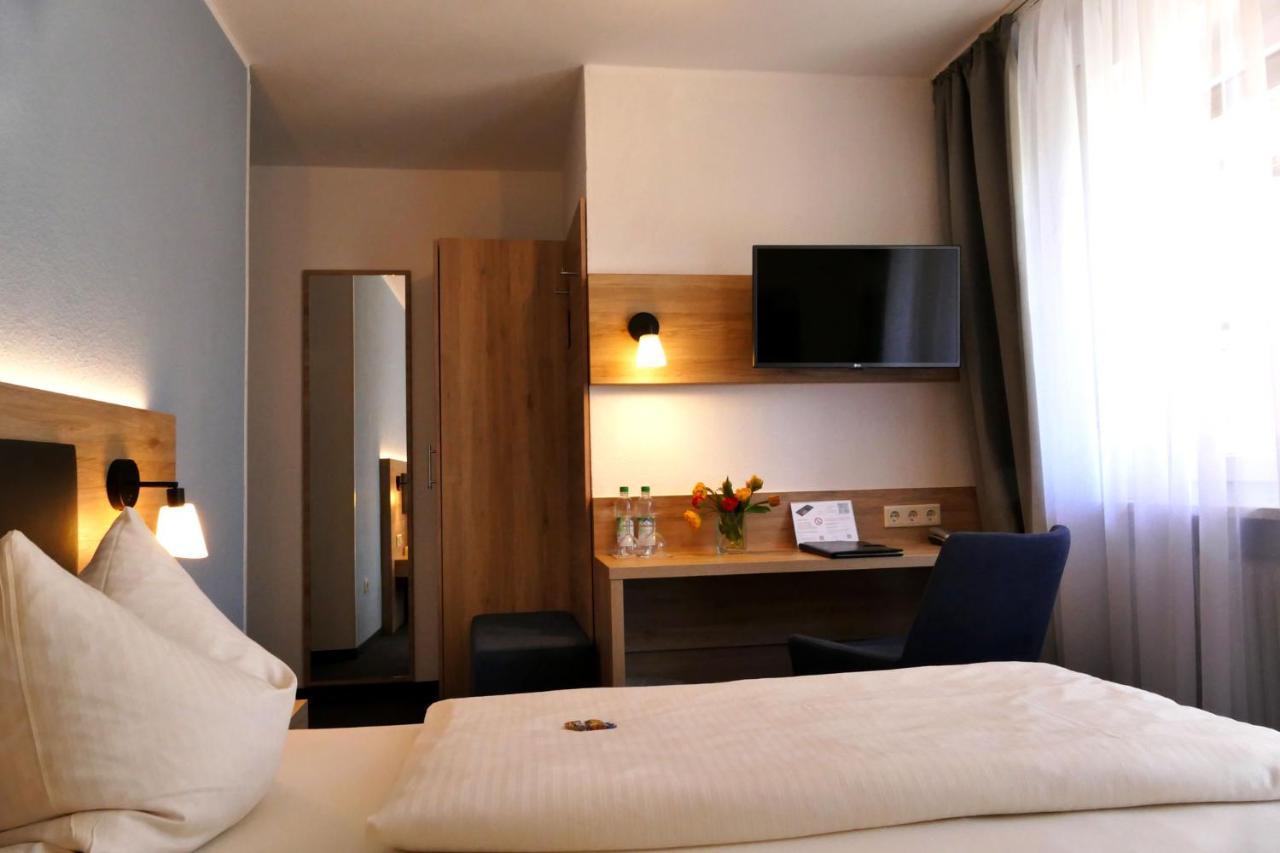 Hasi'S Hotel Grafing bei Muenchen Bagian luar foto